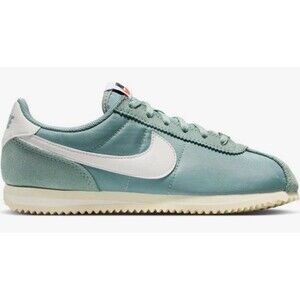 New $69 Nike Kids' Grade School Cortez Shoes Sage Green Y 4.5
